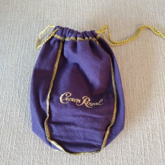 Seagram Whiskey Royal Crown Bag-Vintage - Picture 1 of 2
